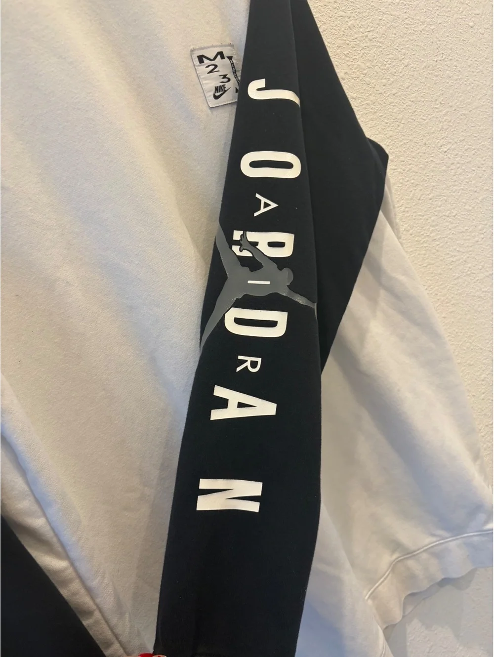 Jordan Long Sleeve Raglan Sweatshirt in Black and White, XL
